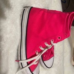 Hot pink converse